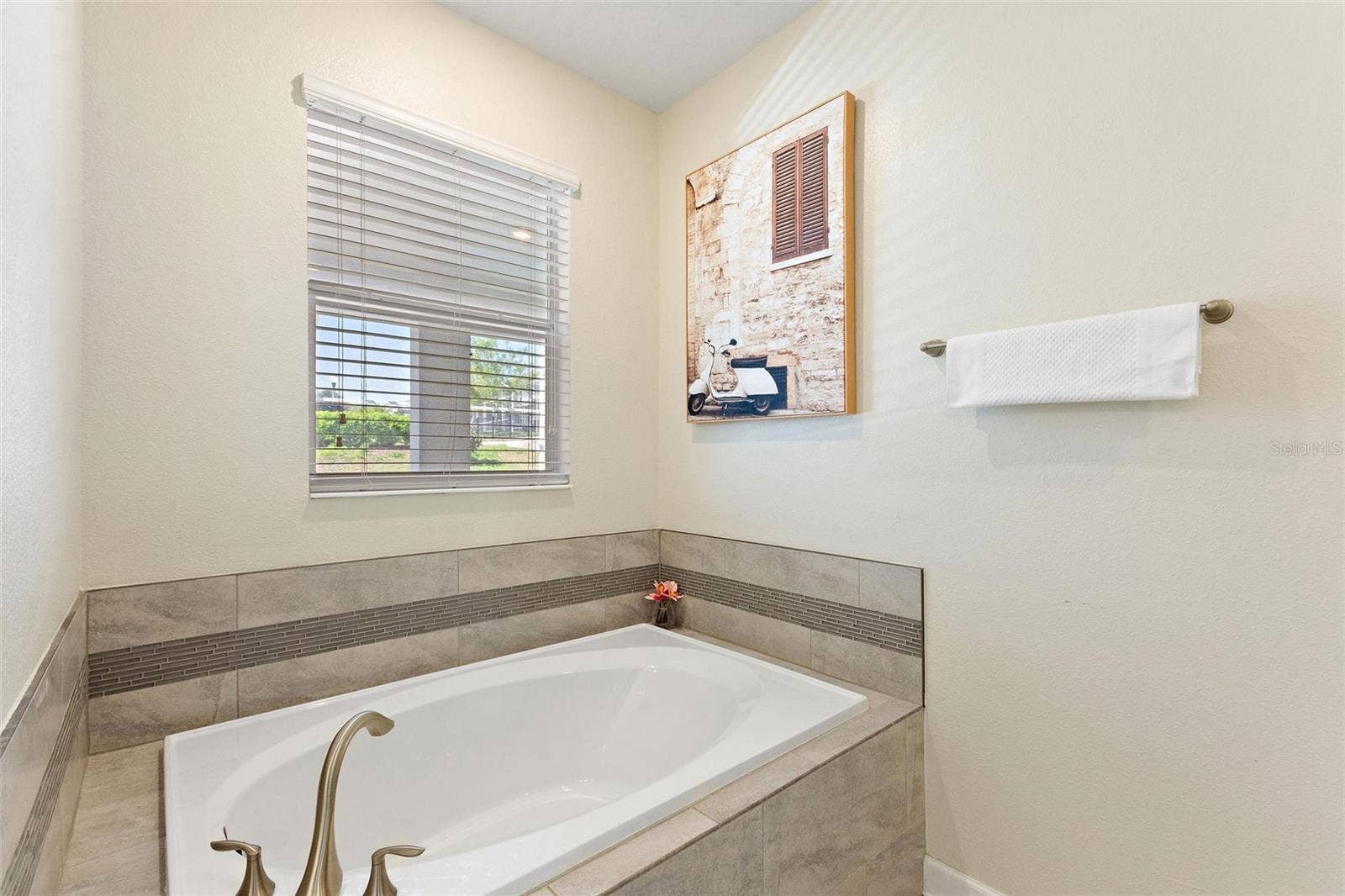 1524 FLANGE DRIVE, Davenport, FL 33896 First Floor Primary bathroom