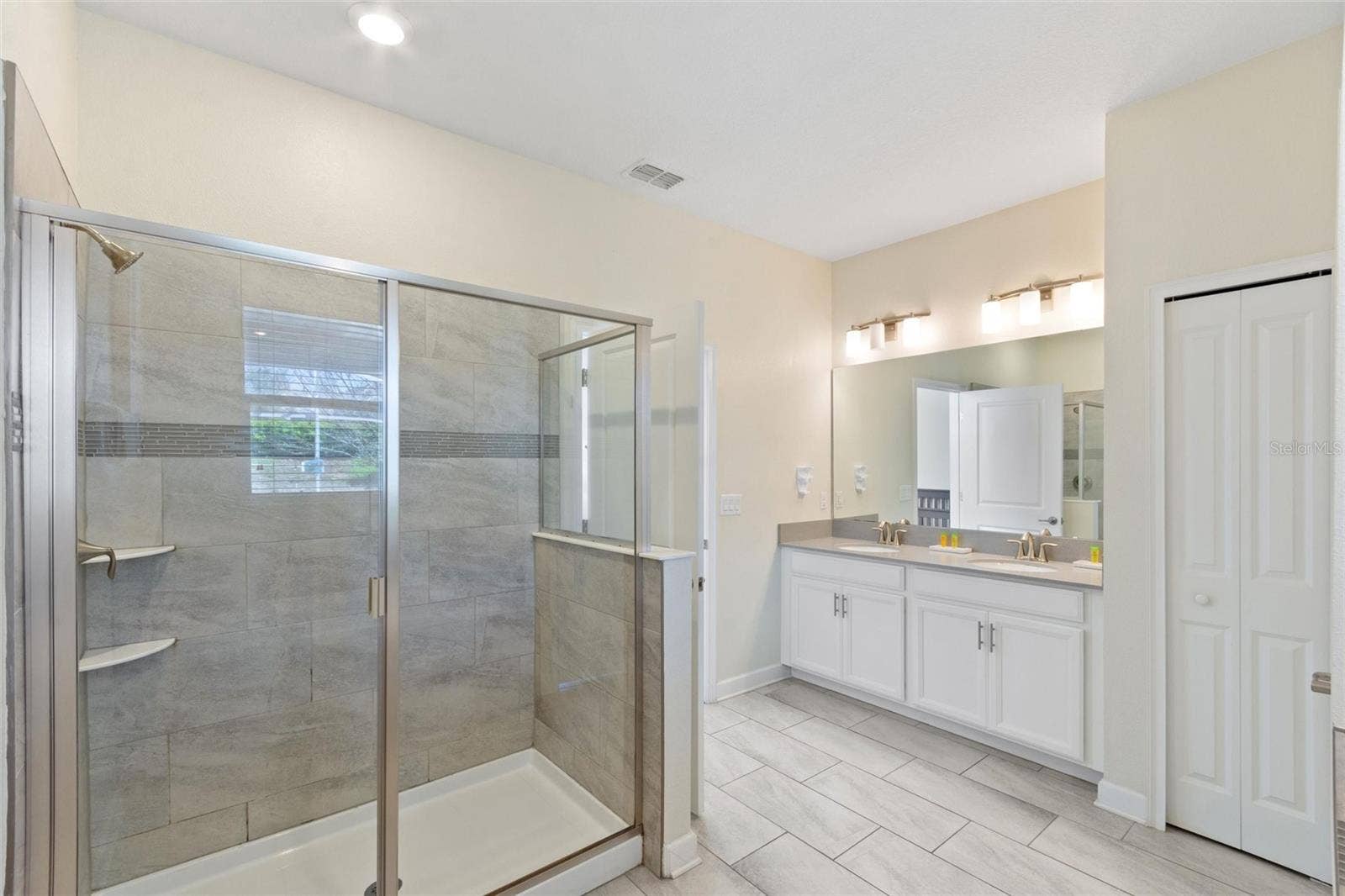 1524 FLANGE DRIVE, Davenport, FL 33896 First Floor Primary bathroom