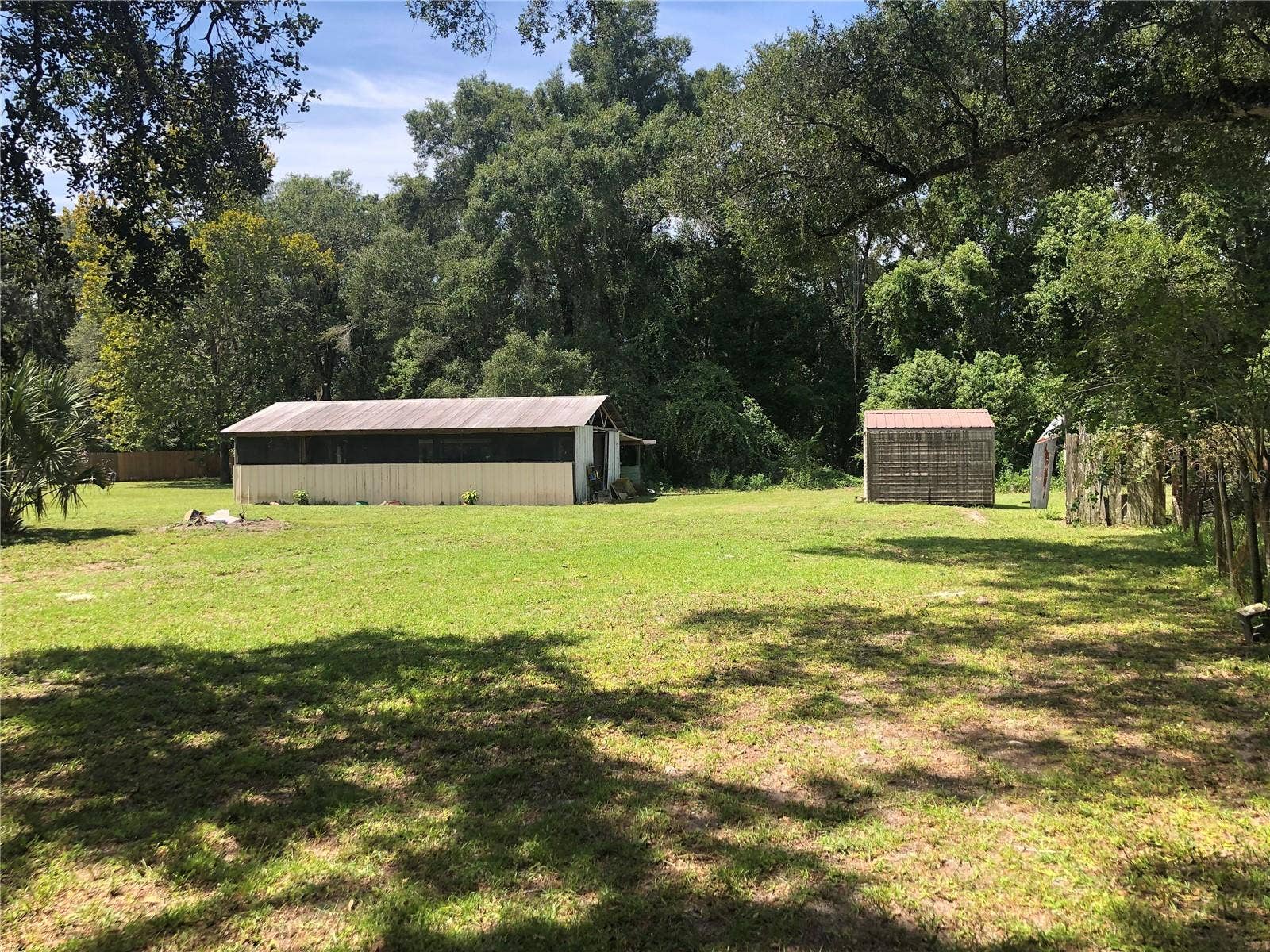 136 S COMMERCIAL STREET, Coleman, FL 33521 Barn