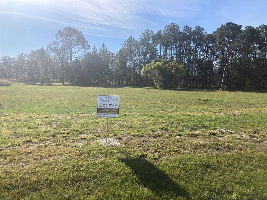 Property photo for 38518 WOODED MEADOW DRIVE, Umatilla, FL