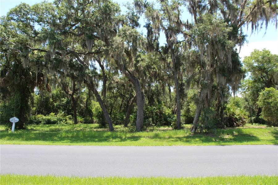 Property photo for 3117 BRIGHT LAKE CIRCLE, #lot 63, Groveland, FL