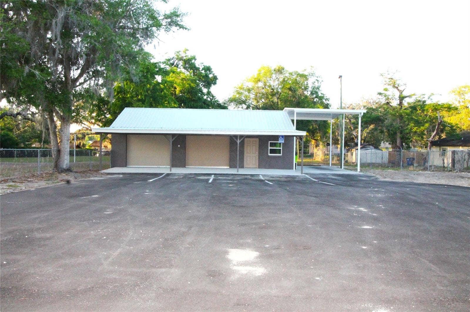 114 W MYERS BOULEVARD, Mascotte, FL 34753