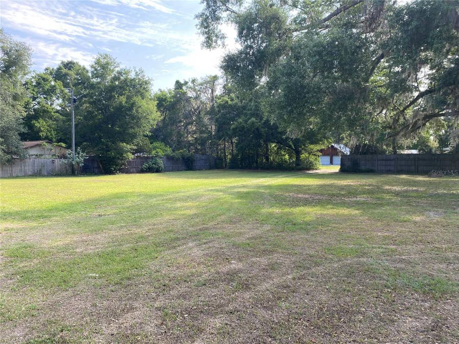 Property photo for US HWY 301, Oxford, FL