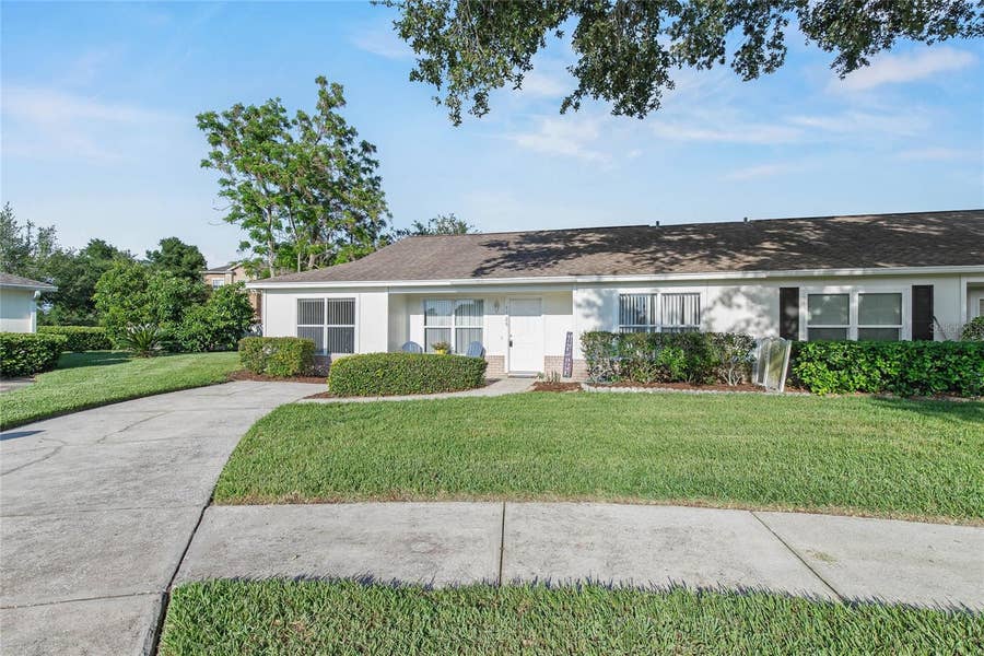 Property photo for 1726 TROPICAL COURT, Tavares, FL