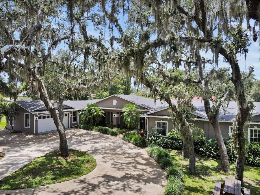 Property photo for 81 N CAROL AVENUE, Mascotte, FL