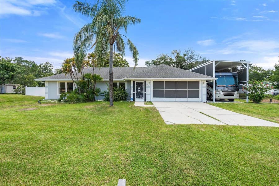 Property photo for 135 N JAMES PLACE, Groveland, FL