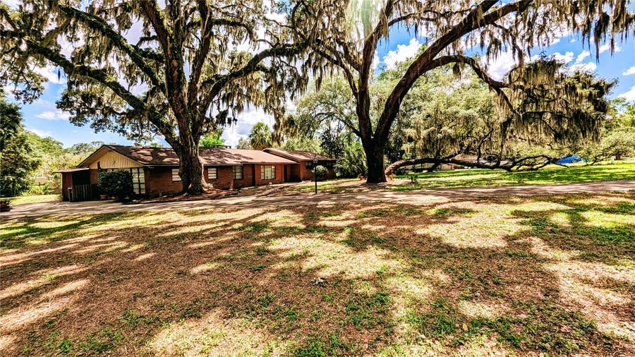 Property photo for 5309 COUNTY ROAD 114D, Wildwood, FL
