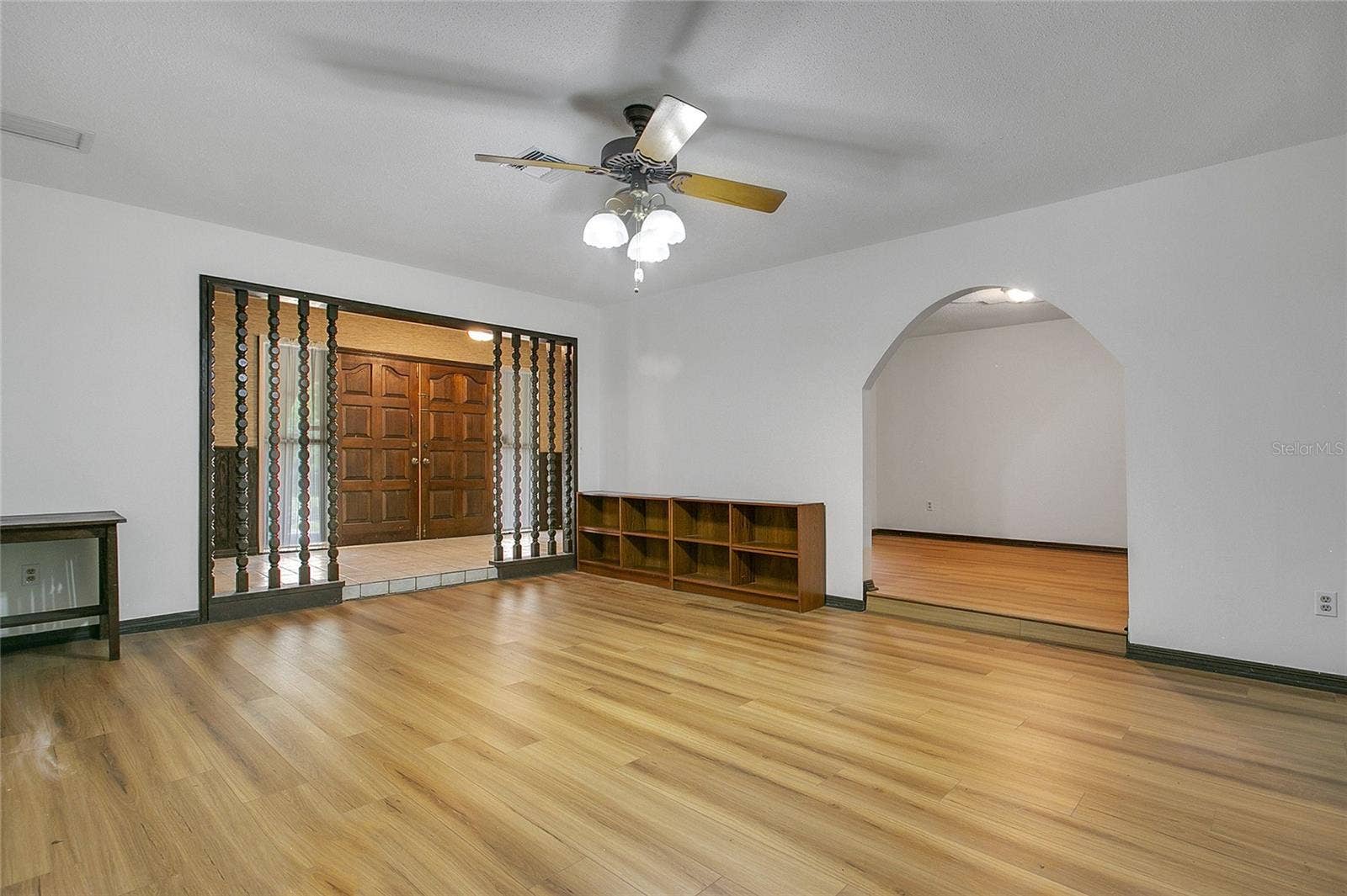 3629 LAKE BUYNAK ROAD, Windermere, FL 34786 LIVING ROOM