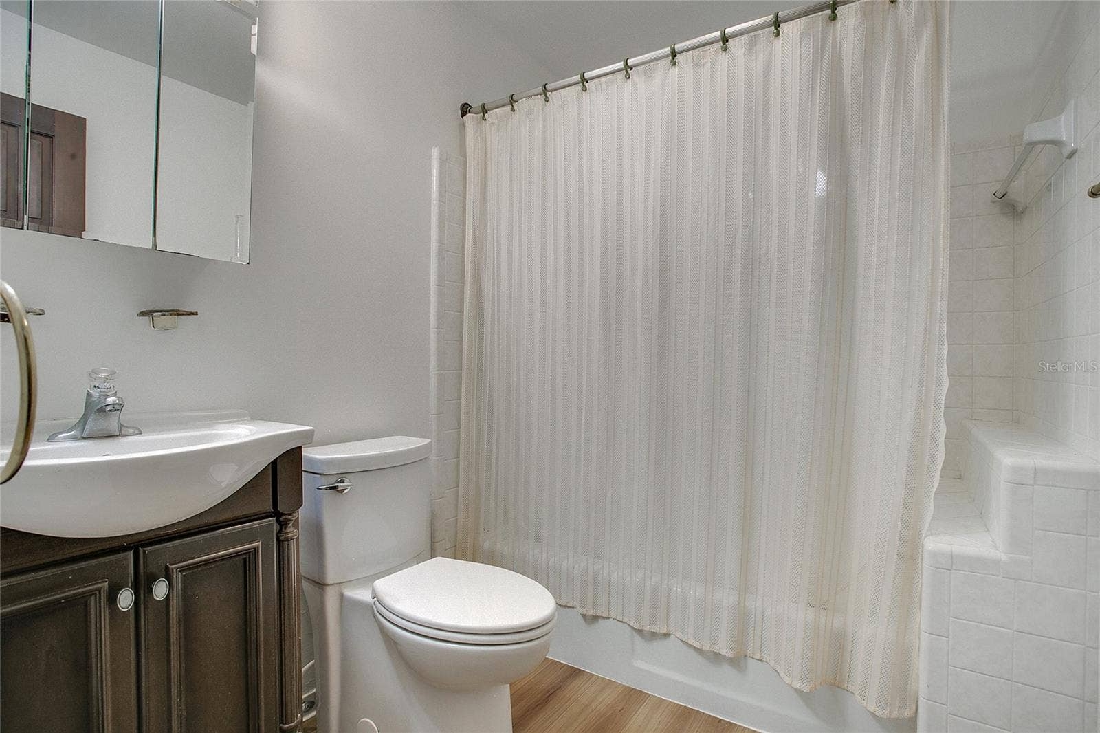 3629 LAKE BUYNAK ROAD, Windermere, FL 34786 Primary Ensuite