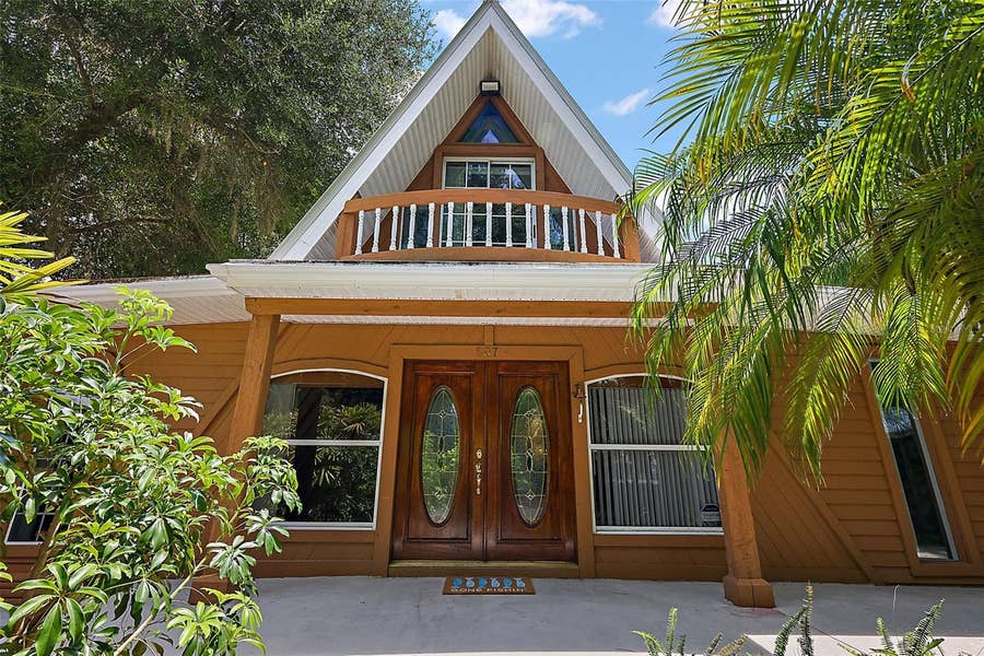 Property photo for 507 LAKESHORE DRIVE, Eustis, FL