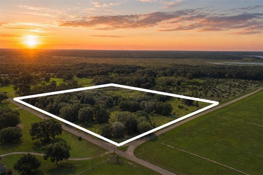 Property photo for YALE HAMMOCK ROAD, Umatilla, FL