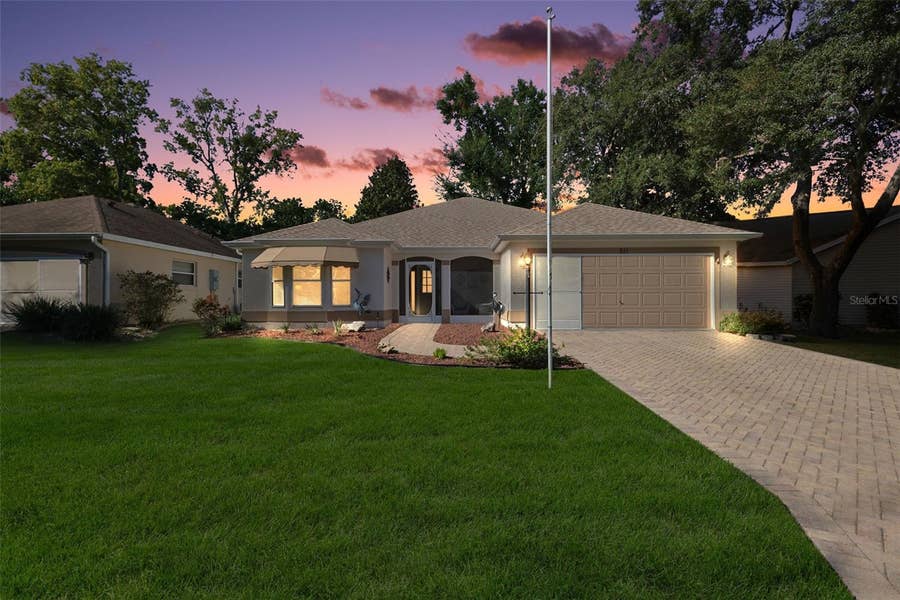 Property photo for 511 LOMA PASEO DRIVE, Lady Lake, FL