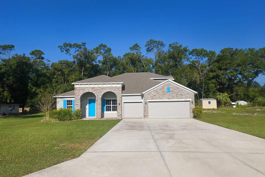 Property photo for 26047 EXMOOR DRIVE, Sorrento, FL
