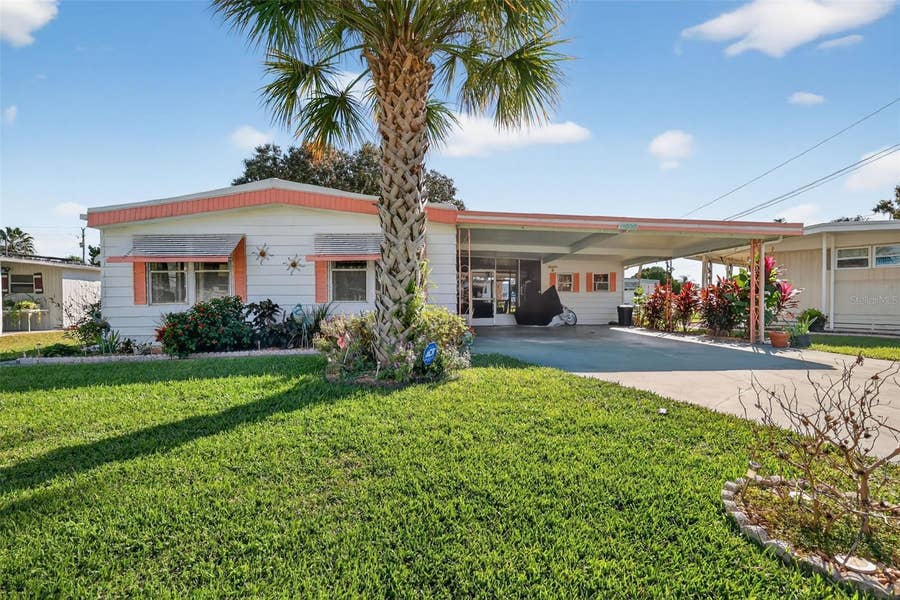 Property photo for 11600 MAGNOLIA AVENUE, Tavares, FL