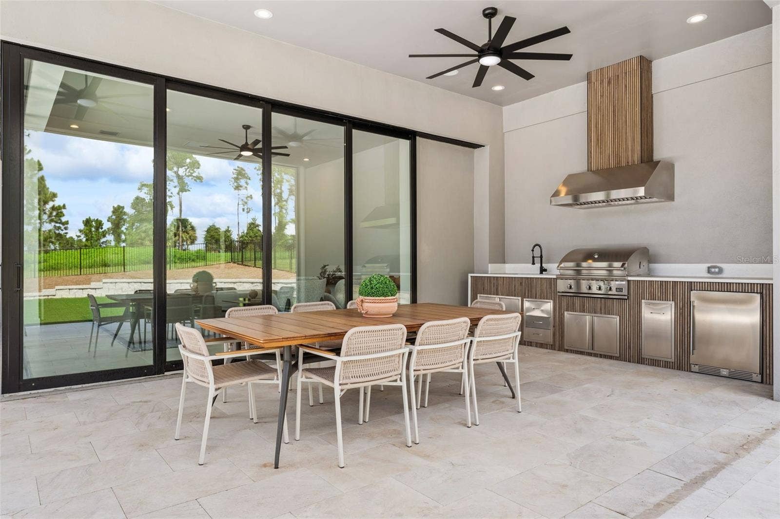 16118 PENDIO DRIVE, Montverde, FL 34756 16118 PENDIO DRIVE, Montverde, FL 34756