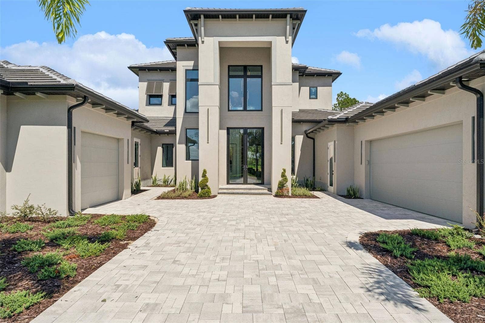 16118 PENDIO DRIVE, Montverde, FL 34756 16118 PENDIO DRIVE, Montverde, FL 34756