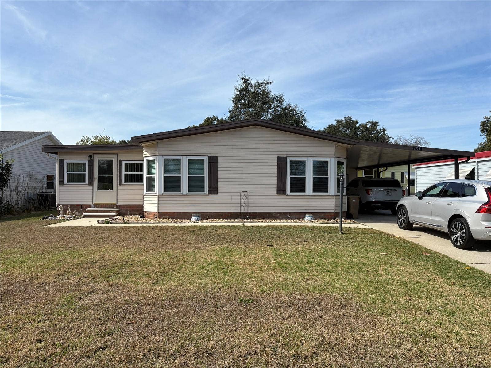 25051 BETTON HILL, Leesburg, FL 34748 25051 BETTON HILL, Leesburg, FL 34748
