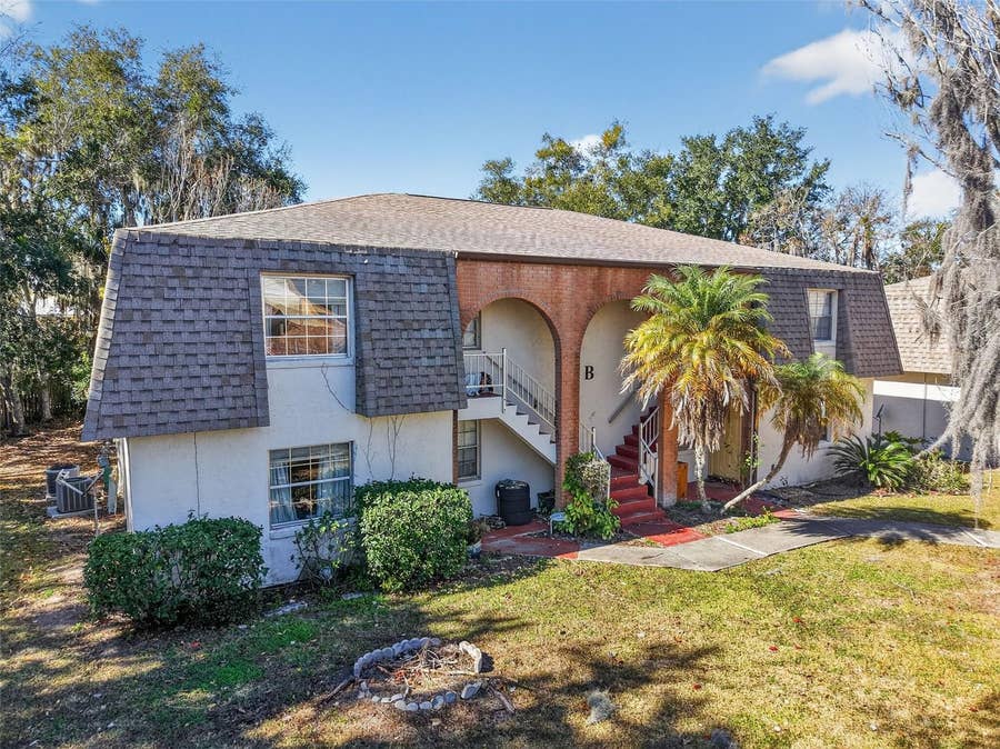 Property photo for 643 W OAK TERRACE DRIVE, #B1,B2,B3,B4, Leesburg, FL