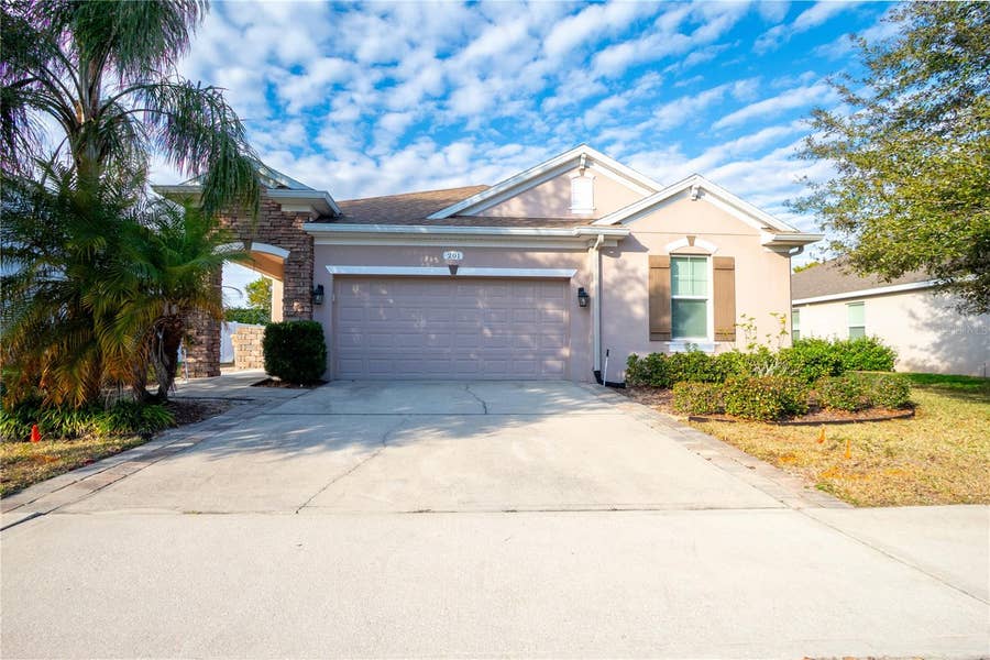Property photo for 201 COMPASS ROSE DRIVE, Groveland, FL