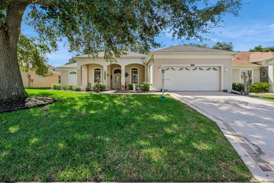 Property photo for 24239 BELLE MEDE DRIVE, Leesburg, FL