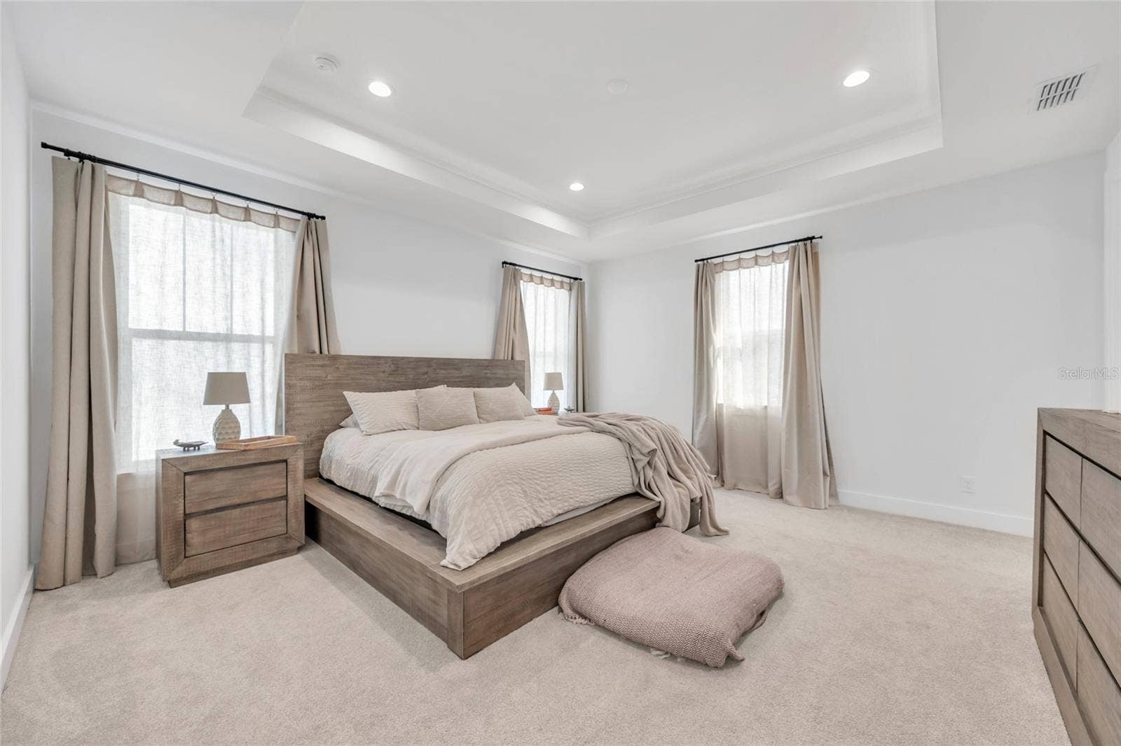 906 ALLENDALE LANE, Winter Garden, FL 34787 906 ALLENDALE LANE, Winter Garden, FL 34787