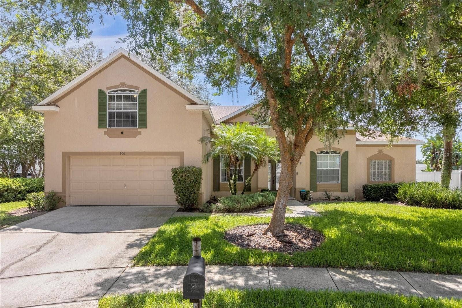 100 HOLLYBROOK COURT, Davenport, FL 33897 100 HOLLYBROOK COURT, Davenport, FL 33897