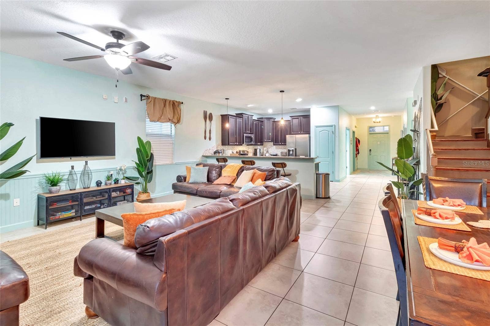 1424 WEXFORD WAY, Davenport, FL 33896 Living Room