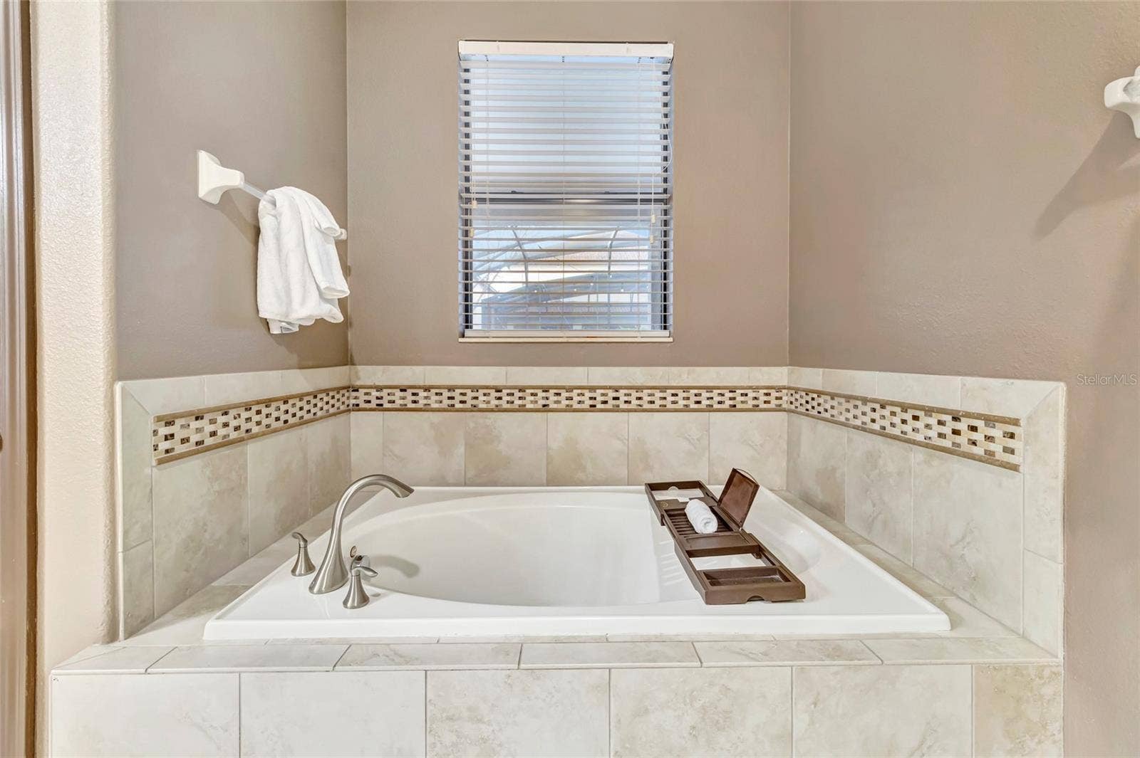 1424 WEXFORD WAY, Davenport, FL 33896 Primary Bathroom First Floor
