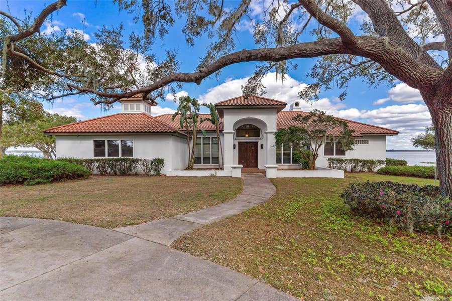 Property photo for 38230 YALE CIRCLE, Leesburg, FL