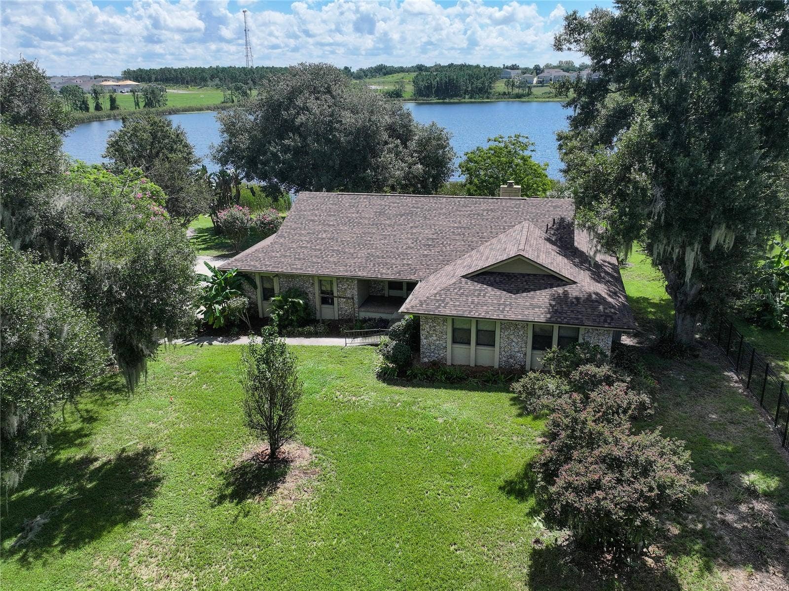 13 HERMOSA DRIVE, Eustis, FL 32726 13 HERMOSA DRIVE, Eustis, FL 32726
