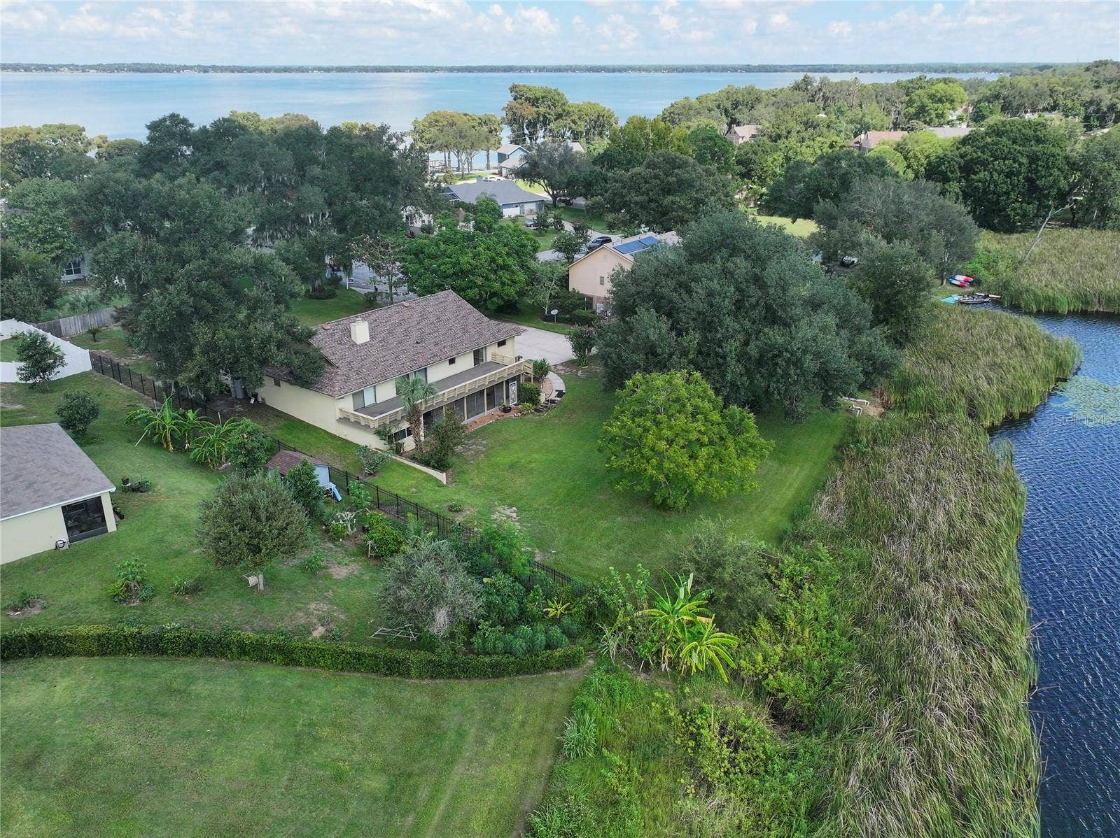 13 HERMOSA DRIVE, Eustis, FL 32726 13 HERMOSA DRIVE, Eustis, FL 32726