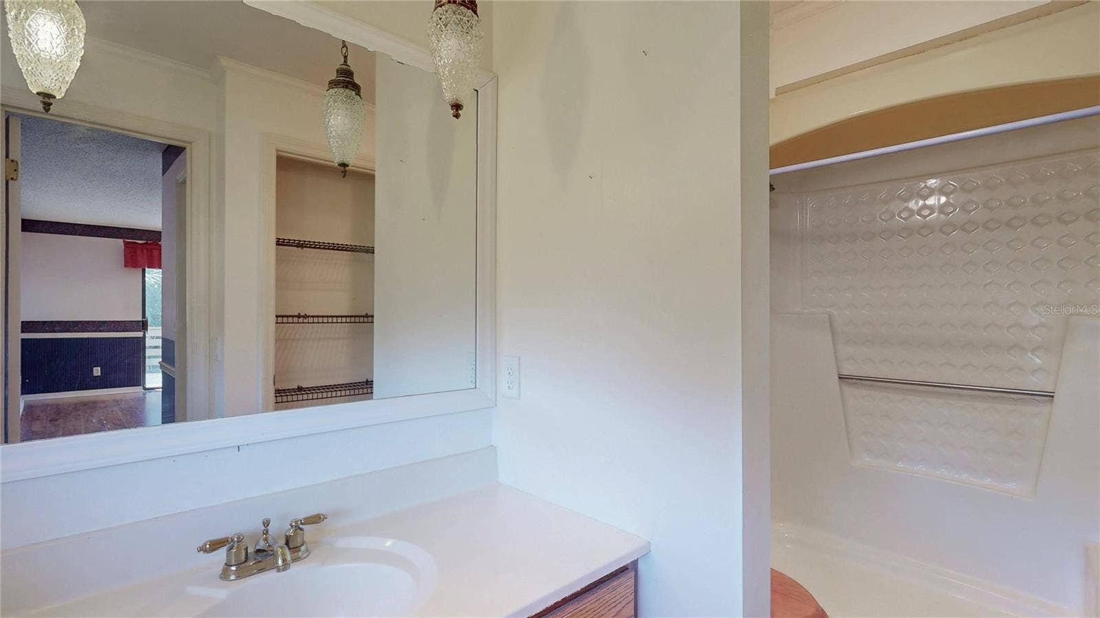 13 HERMOSA DRIVE, Eustis, FL 32726 Primary Bathroom