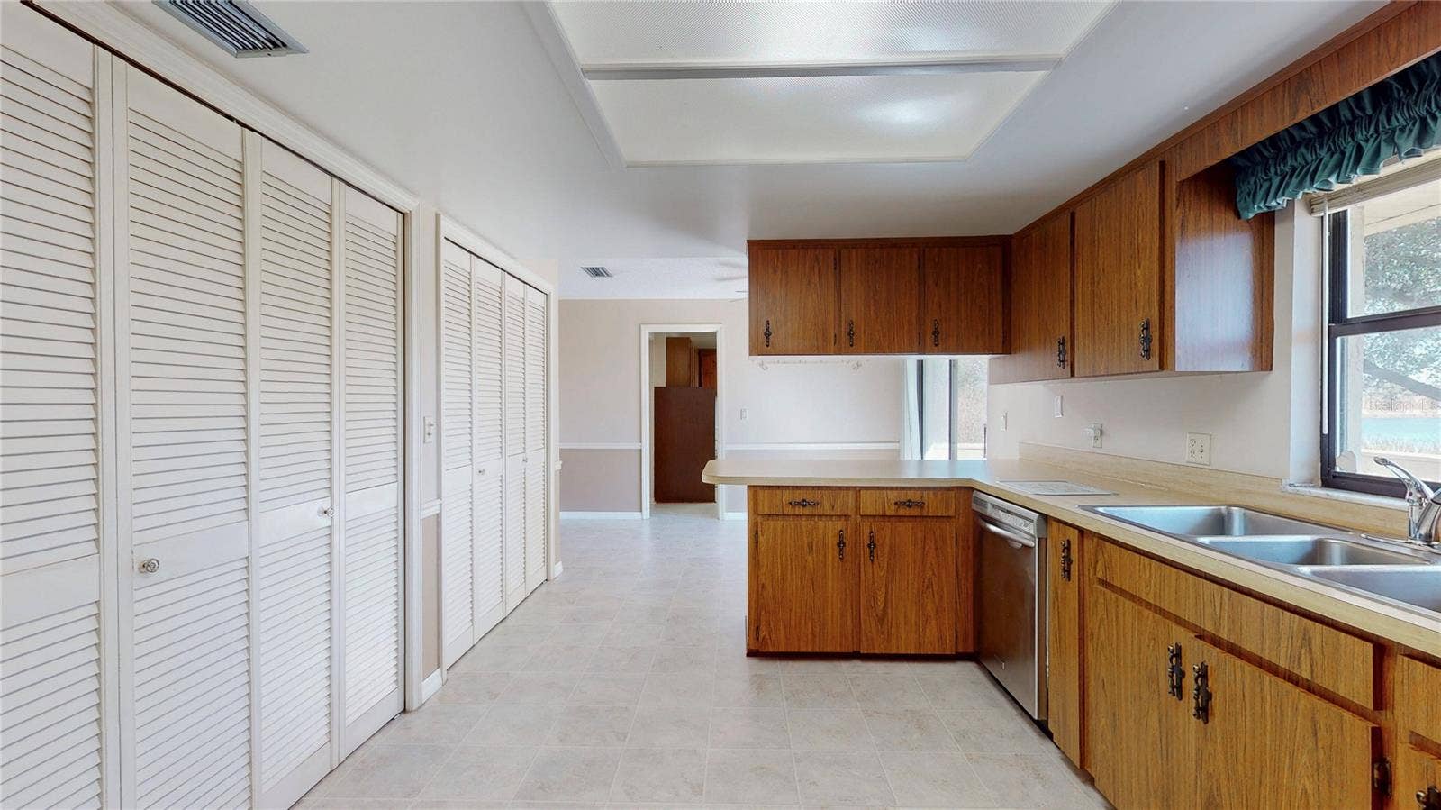 13 HERMOSA DRIVE, Eustis, FL 32726 13 HERMOSA DRIVE, Eustis, FL 32726