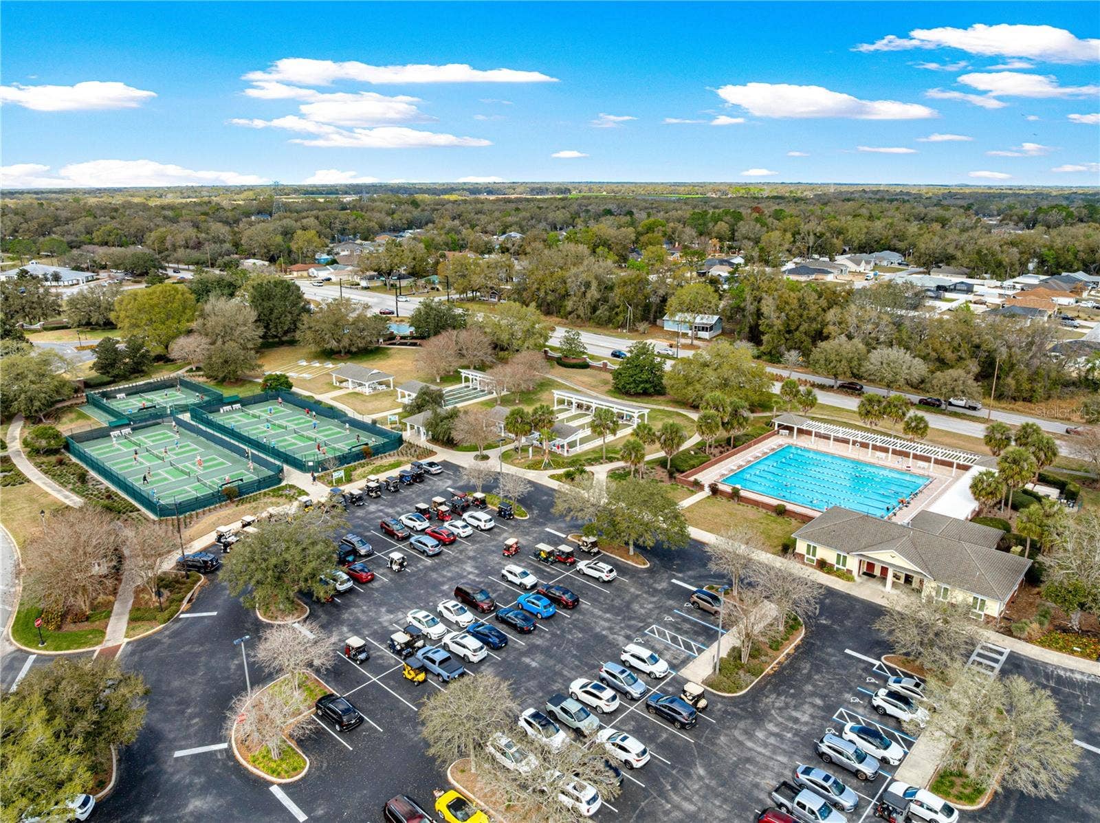 16938 SE 94TH SUNNYBROOK CIRCLE, The Villages, FL 32162 16938 SE 94TH SUNNYBROOK CIRCLE, The Villages, FL 32162
