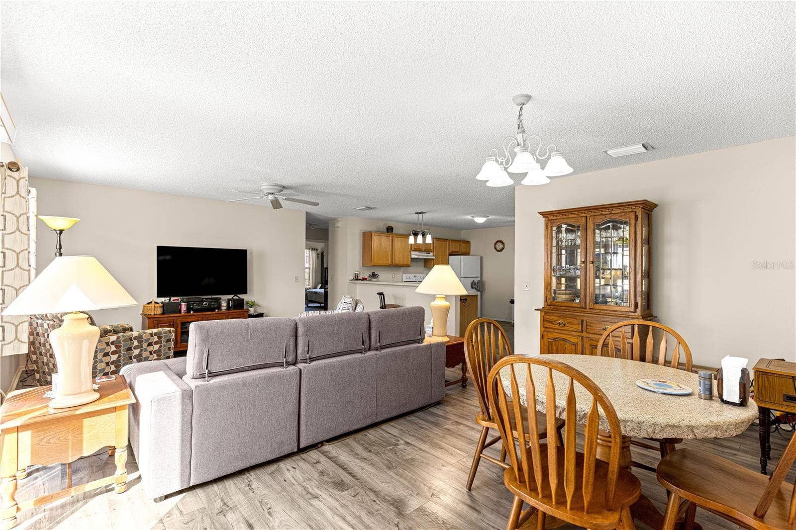 16938 SE 94TH SUNNYBROOK CIRCLE, The Villages, FL 32162 16938 SE 94TH SUNNYBROOK CIRCLE, The Villages, FL 32162