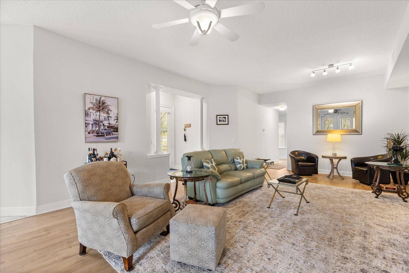 102 CAMINO REAL BOULEVARD, #102, Howey In The Hills, FL 34737 Living Room