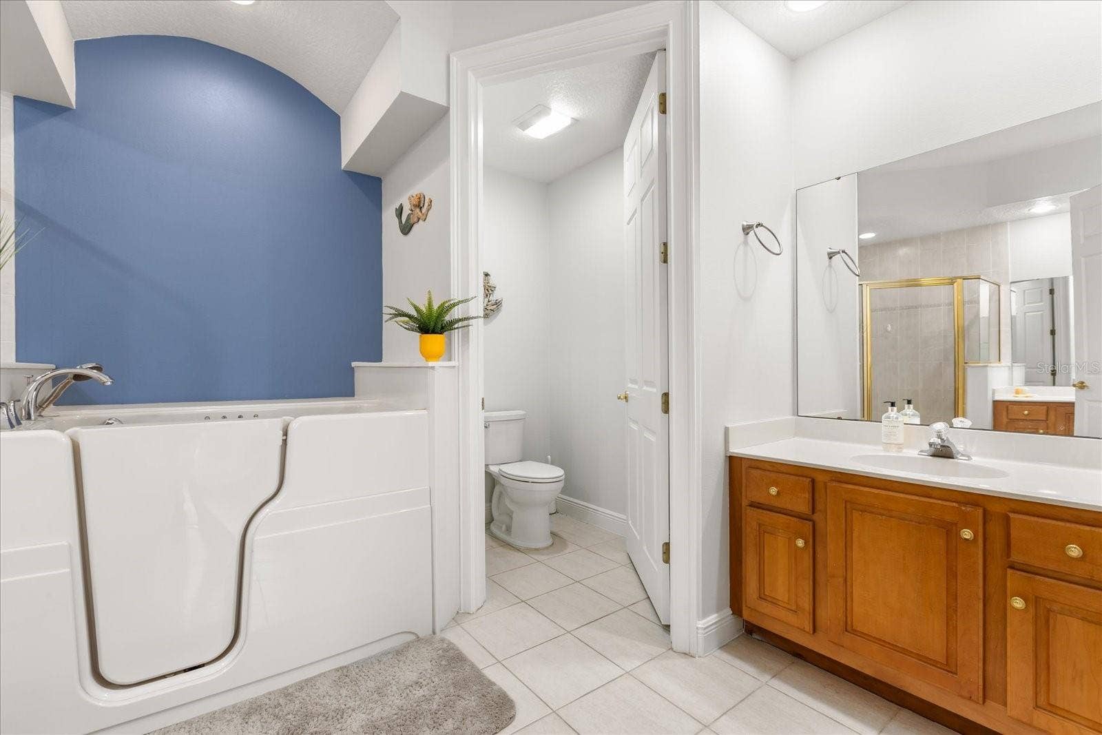 102 CAMINO REAL BOULEVARD, #102, Howey In The Hills, FL 34737 Primary Bath