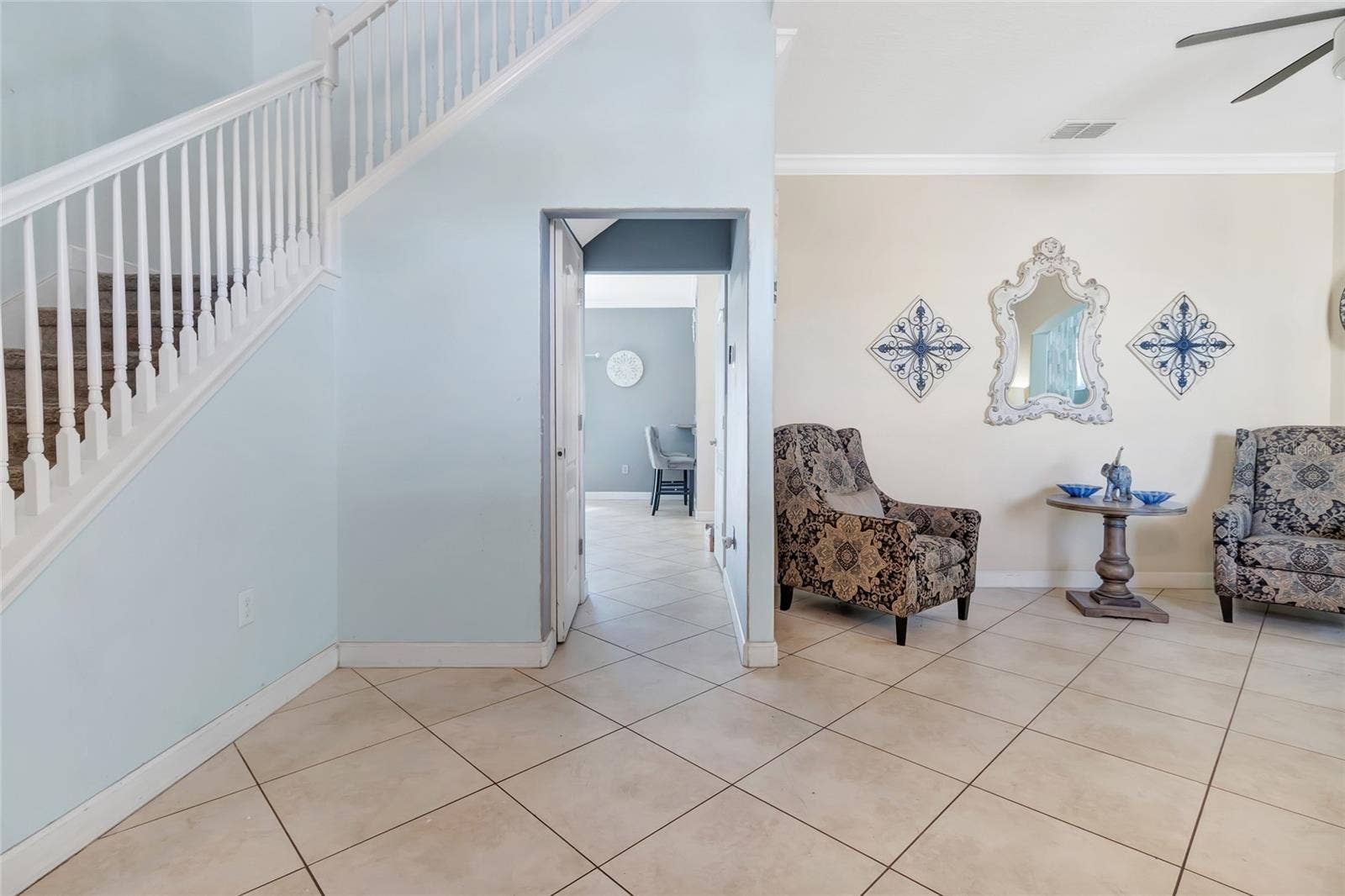 1303 SEA PINES WAY, Davenport, FL 33896 Entry to Living Room