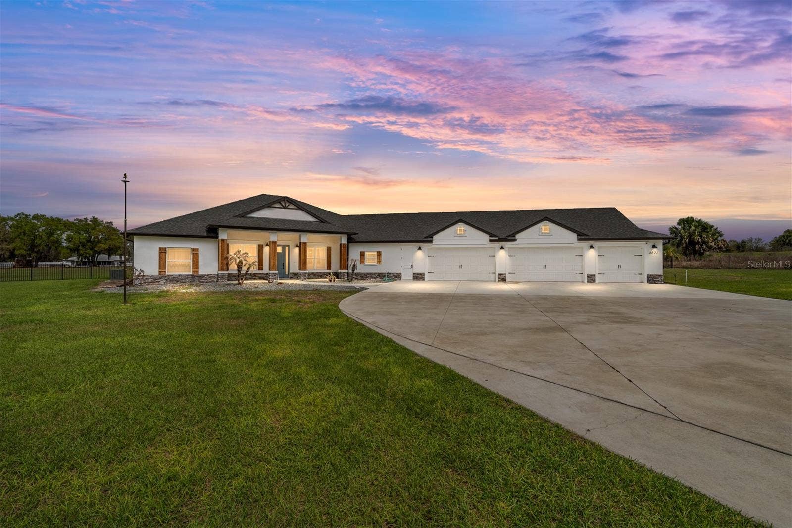 4821 SUNNYSIDE DRIVE, Fruitland Park, FL 34731 4821 SUNNYSIDE DRIVE, Fruitland Park, FL 34731