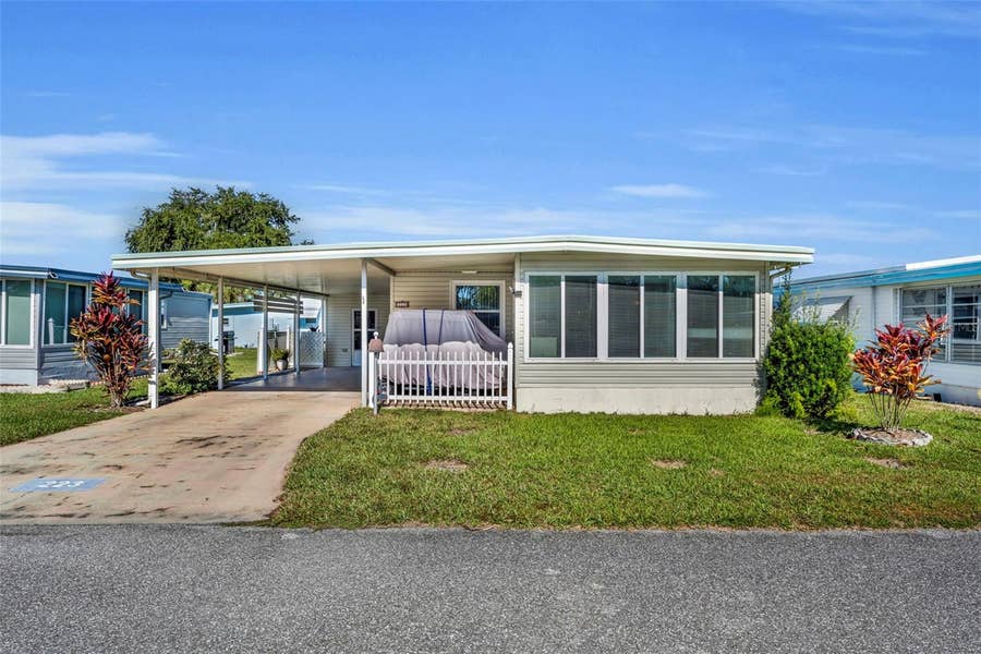 Property photo for 223 PARADISE S, Leesburg, FL