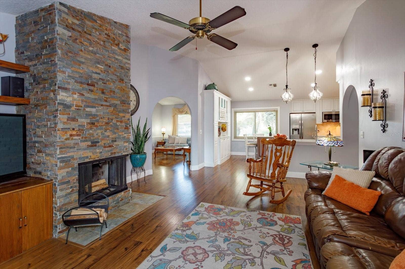 9237 SABAL PALM CIRCLE, Windermere, FL 34786