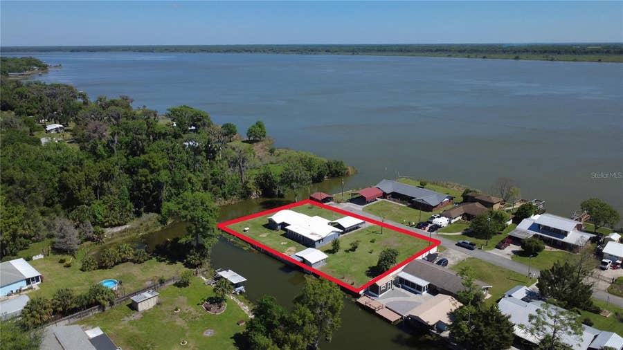 Property photo for 664 CR 467, Lake Panasoffkee, FL