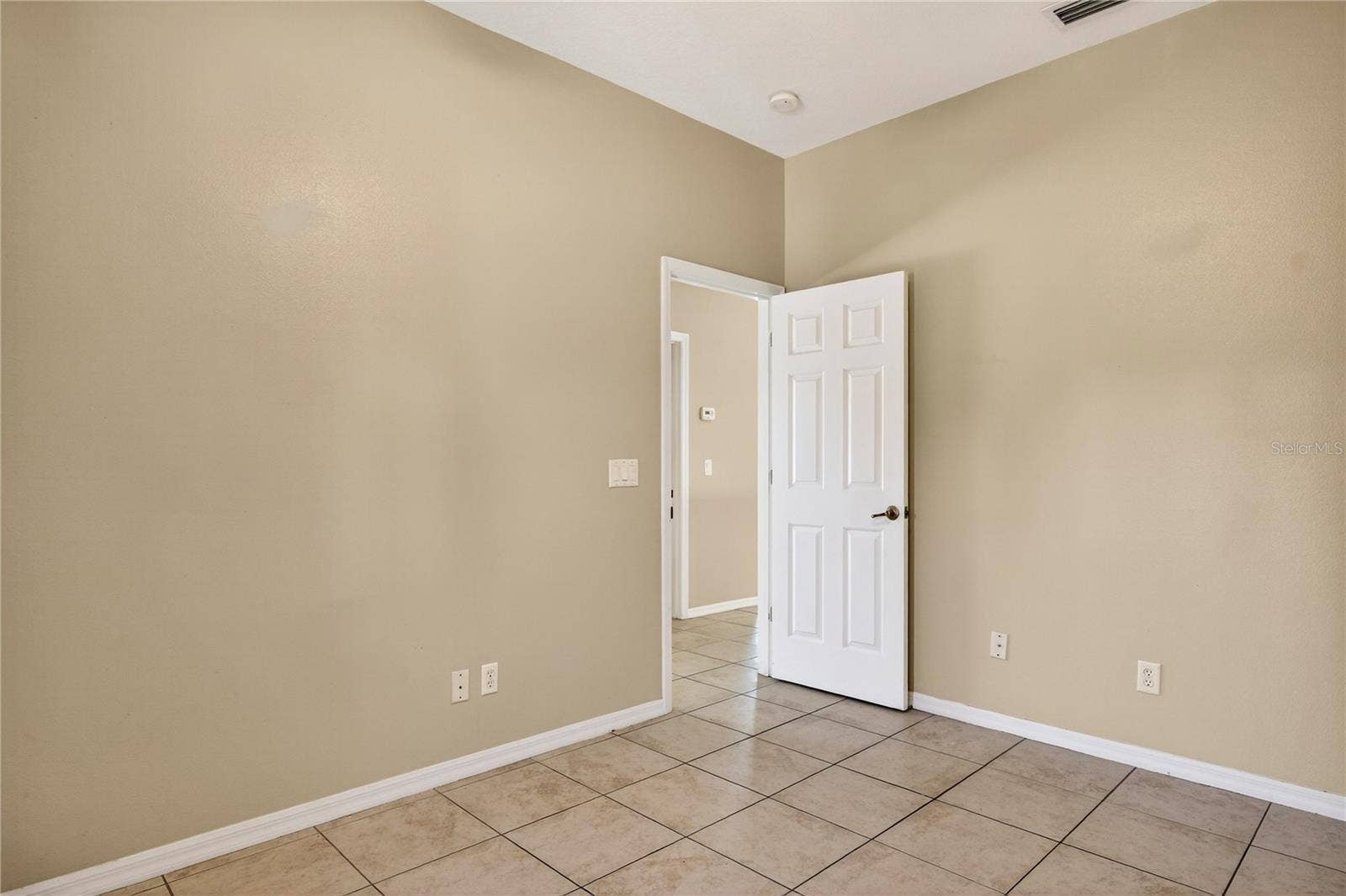 28931 BEAUCLAIRE DRIVE, Tavares, FL 32778