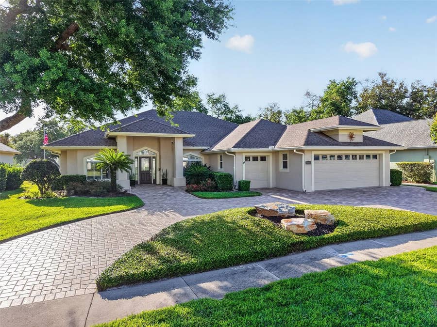 Property photo for 1880 EDGEWATER DRIVE, Mount Dora, FL