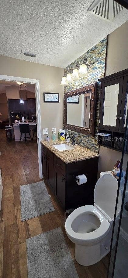 336 LAKECREST DRIVE, Tavares, FL 32778 336 LAKECREST DRIVE, Tavares, FL 32778