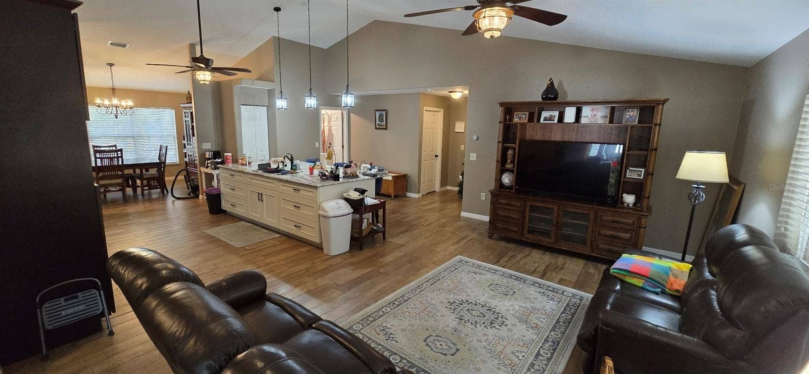 336 LAKECREST DRIVE, Tavares, FL 32778 336 LAKECREST DRIVE, Tavares, FL 32778