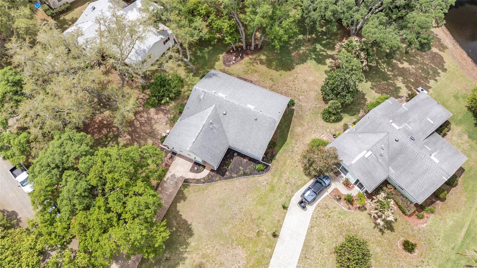 27 GORDON COURT, Leesburg, FL 34788 27 GORDON COURT, Leesburg, FL 34788