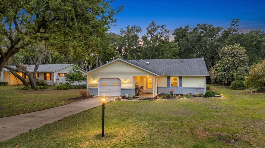 Property photo for 27 GORDON COURT, Leesburg, FL