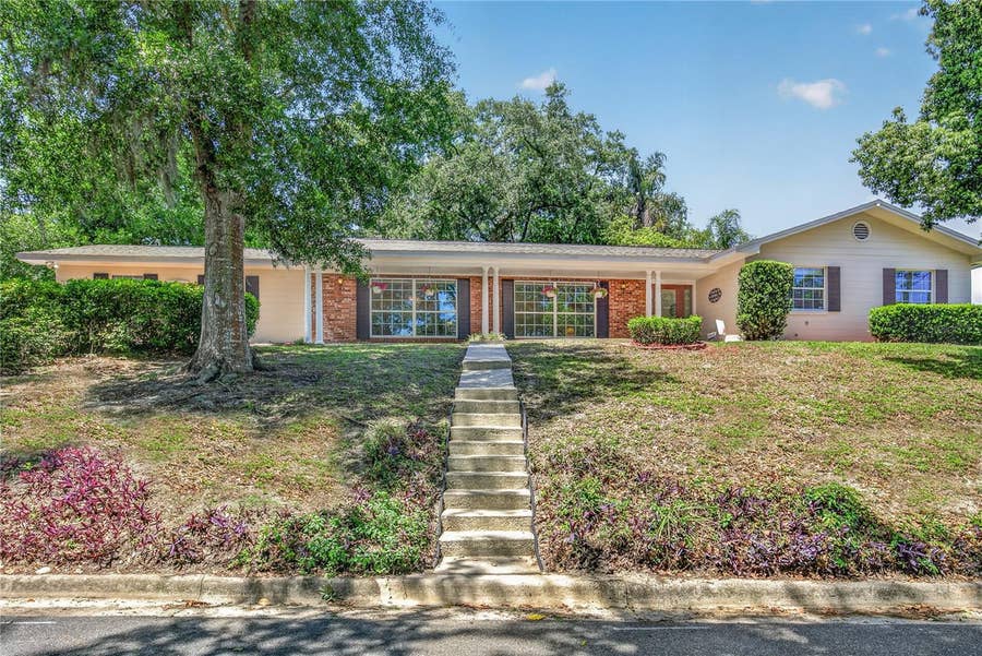 Property photo for 1945 NORMANDY DRIVE, Mount Dora, FL