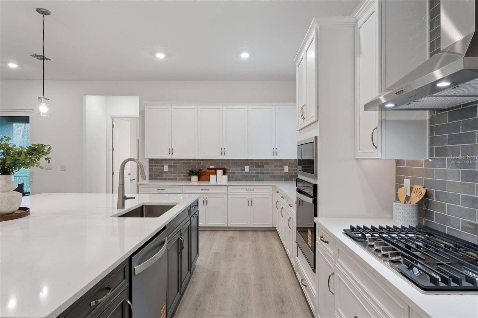 14371 CREST PALM AVENUE, Windermere, FL 34786 14371 CREST PALM AVENUE, Windermere, FL 34786